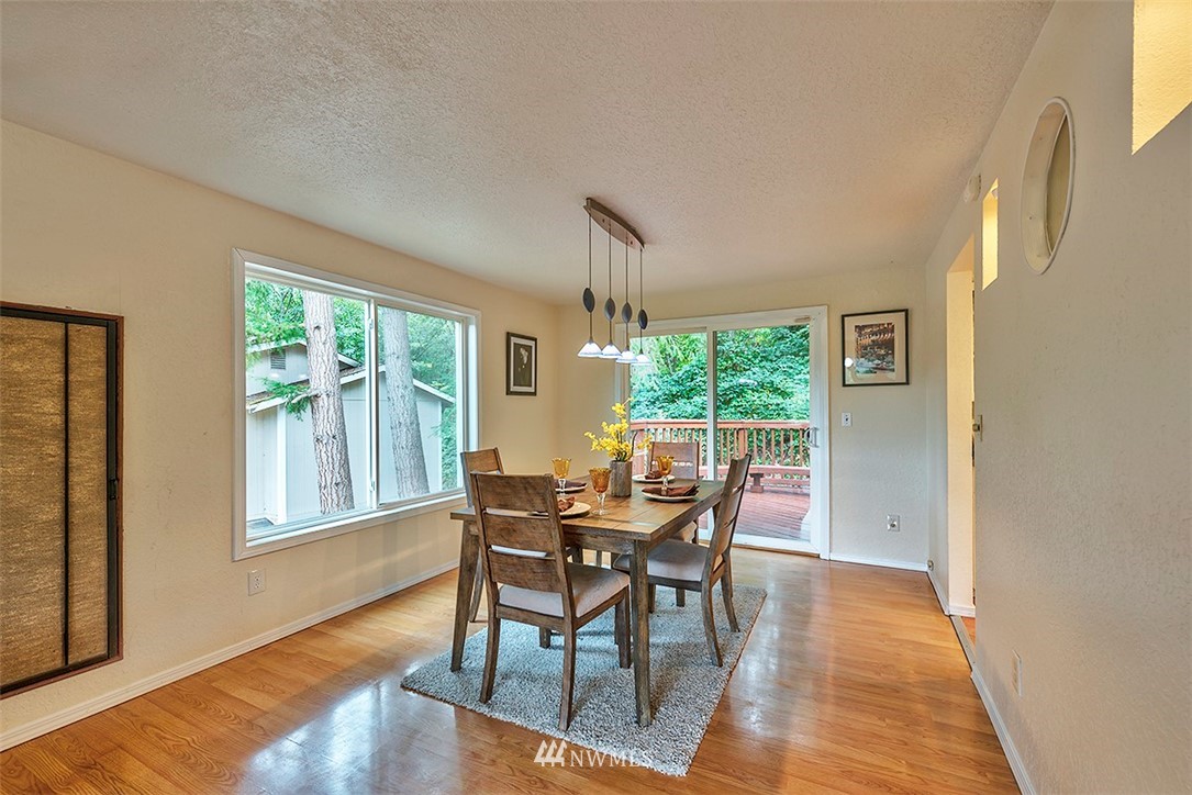 16213 Southeast 116th Street Renton, WA 98059 - Photo 5 of 21 Gallery Image 5