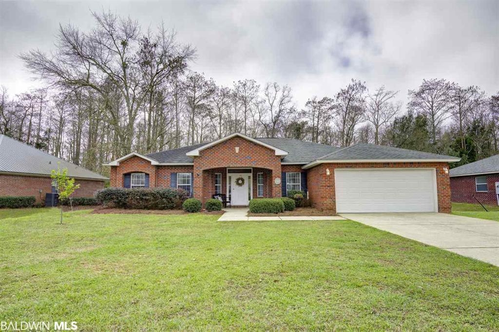 1920 South Bay Street Foley, AL 36535 - Photo 1 of 18