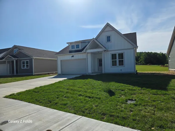 $369,900 | 180 Jasper Gulch Drive, Jasper, TN 37347
