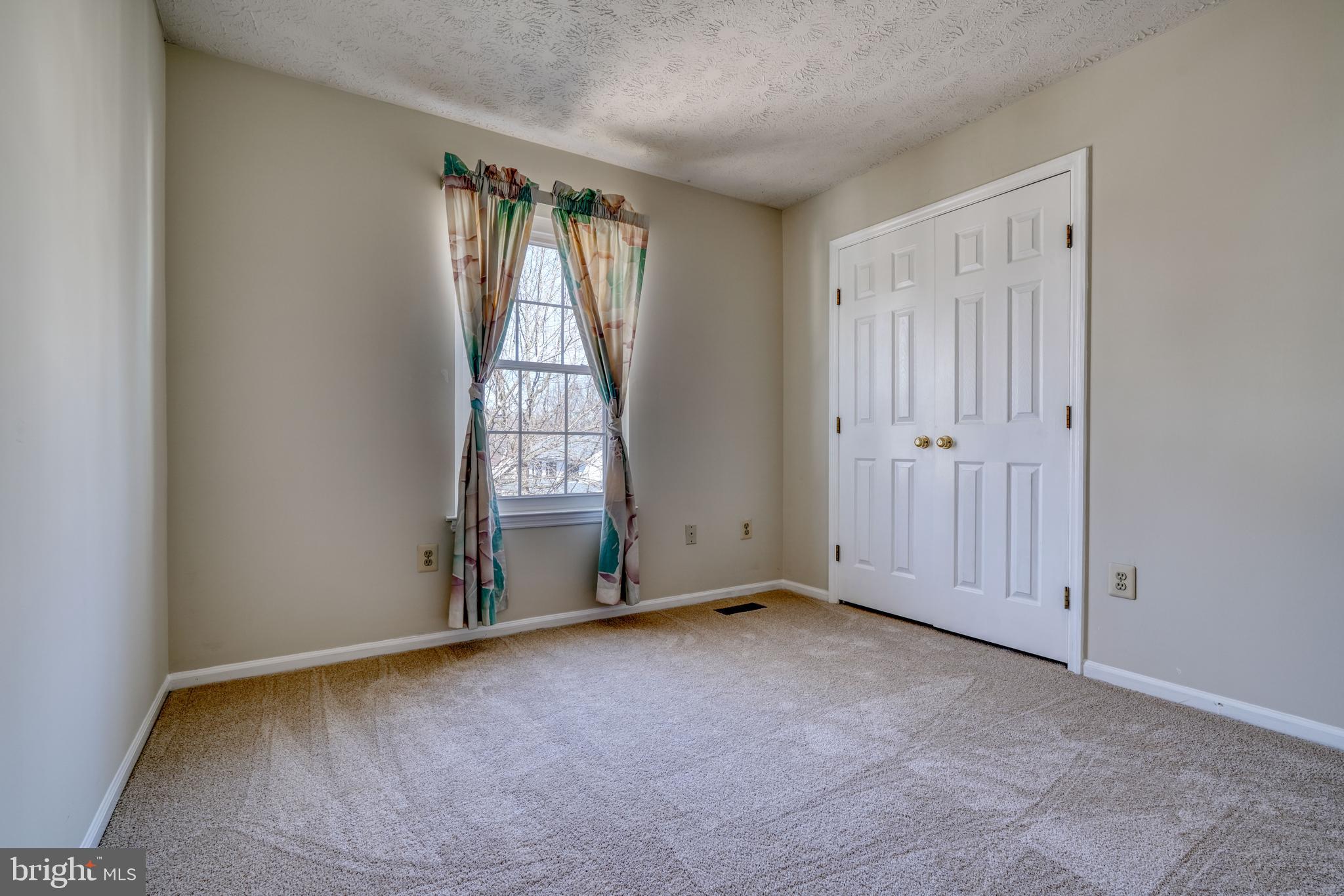 9308 Kings Grant Road Laurel, MD 20723 - Photo 34 of 77