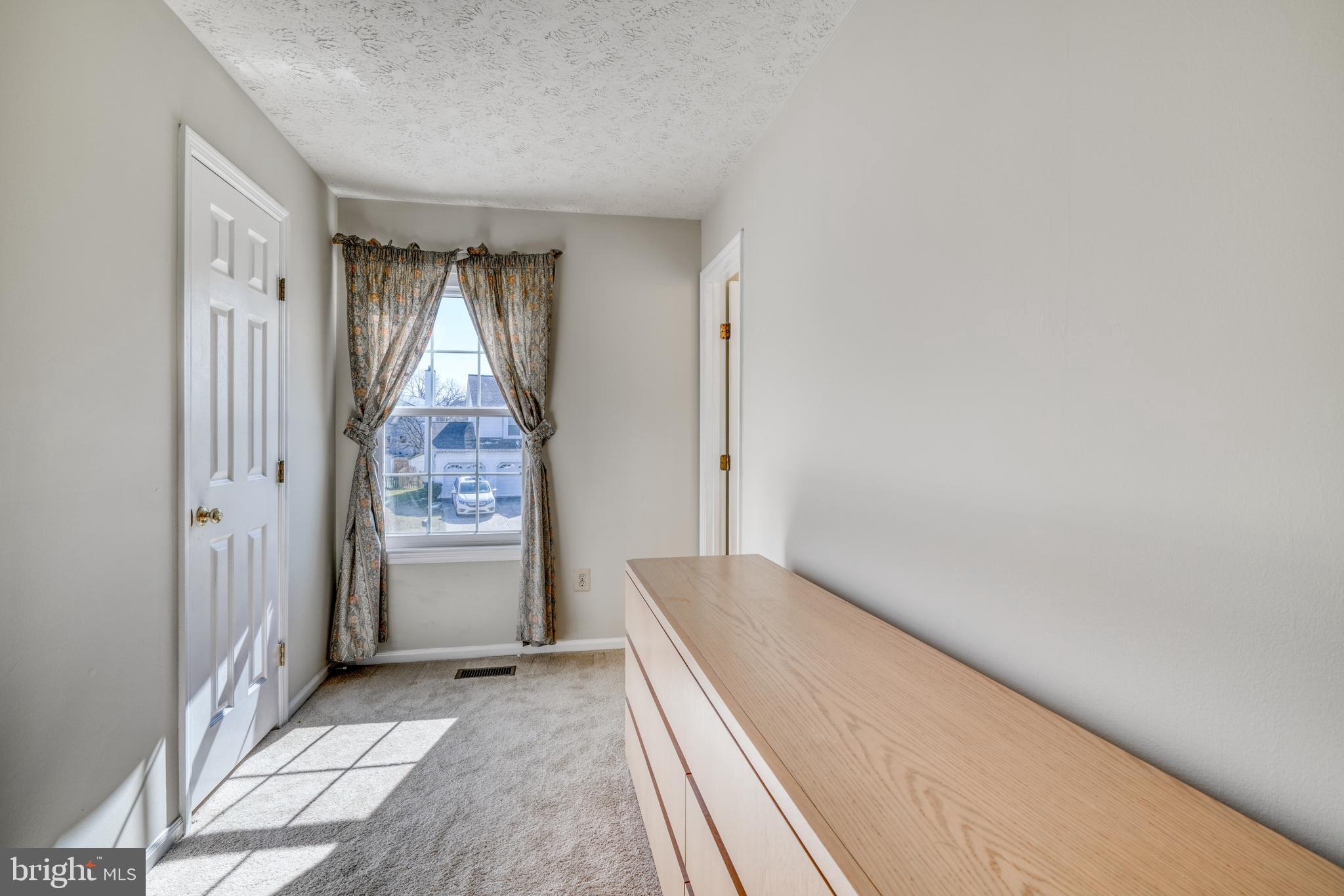 9308 Kings Grant Road Laurel, MD 20723 - Photo 45 of 77