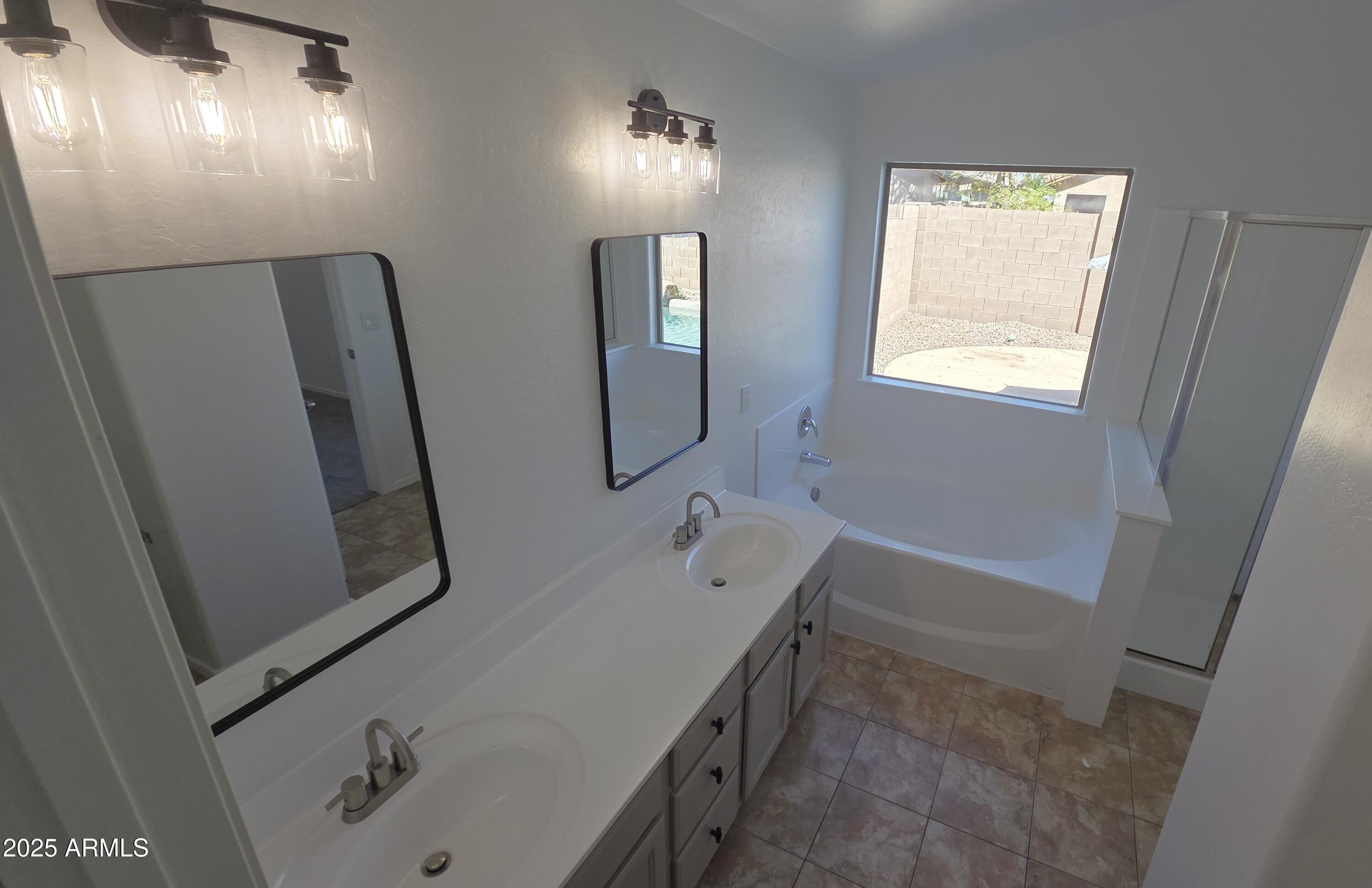 46148 West Tucker Road Maricopa, AZ 85139 - Photo 7 of 22 primary bathroom