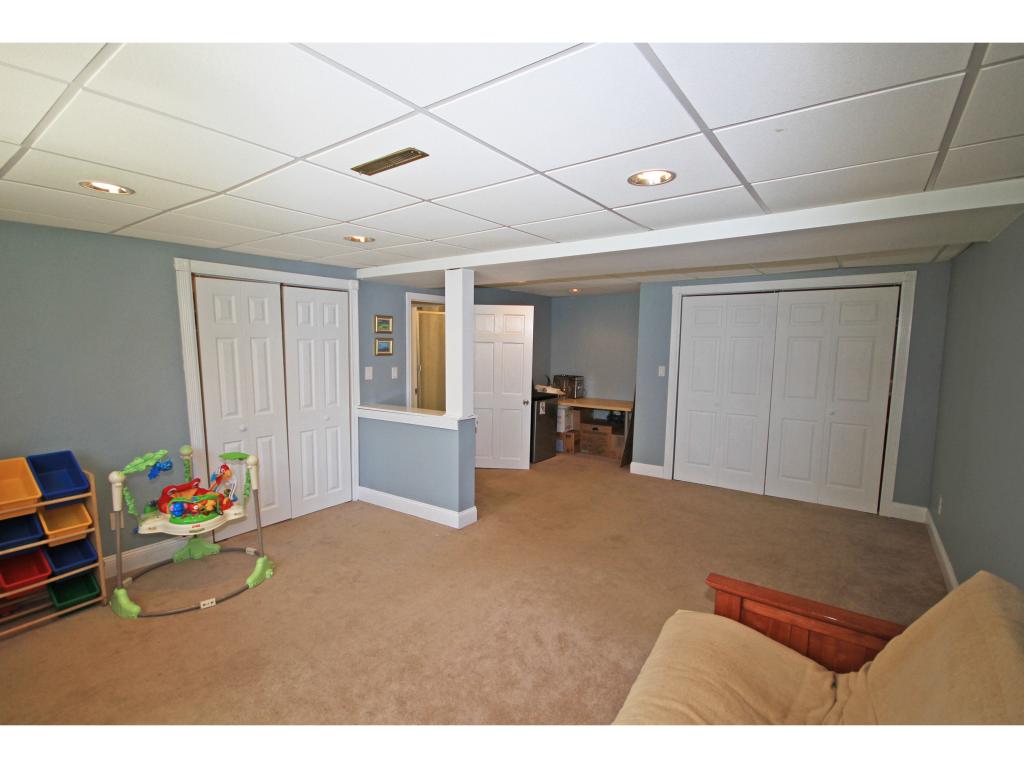 6 Pollard Road Nashua, NH 03062 - Photo 20 of 23