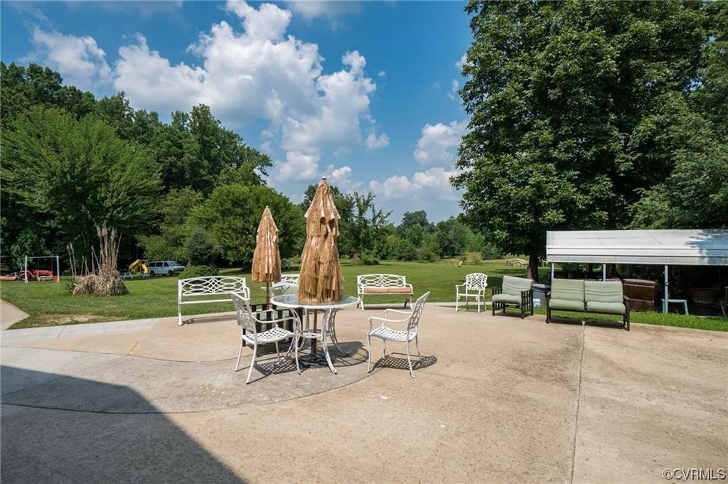 4332 Worsham Road Powhatan, VA 23139 - Photo 9 of 44 Gallery Image 9