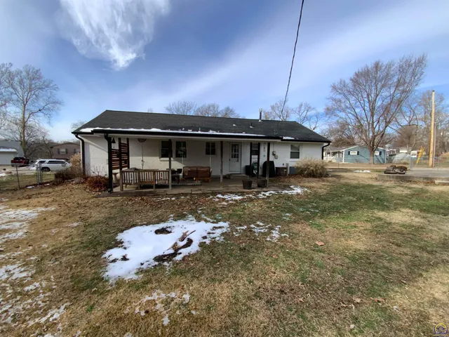 $199,777 | 2612 Southwest Belle Avenue, Topeka, KS 66614