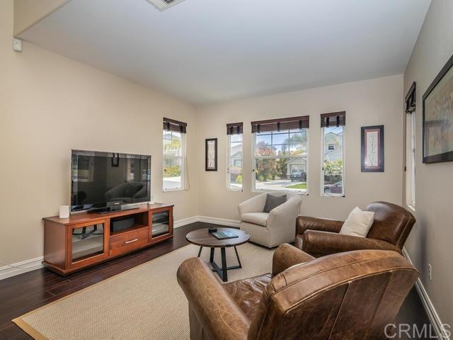 3541 Hummock Drive Carlsbad, CA 92010 - Photo 4 of 25