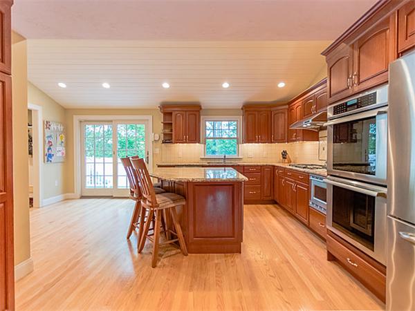 134 Broad Meadow Road Needham, MA 02492 - Photo 7 of 25 Gallery Image 7