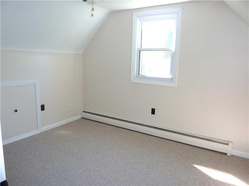 952 Harper Road Crescent, PA 15046 - Photo 11 of 18 Bedroom. SECOND BEDROOM ON THE UPPER FLOOR.