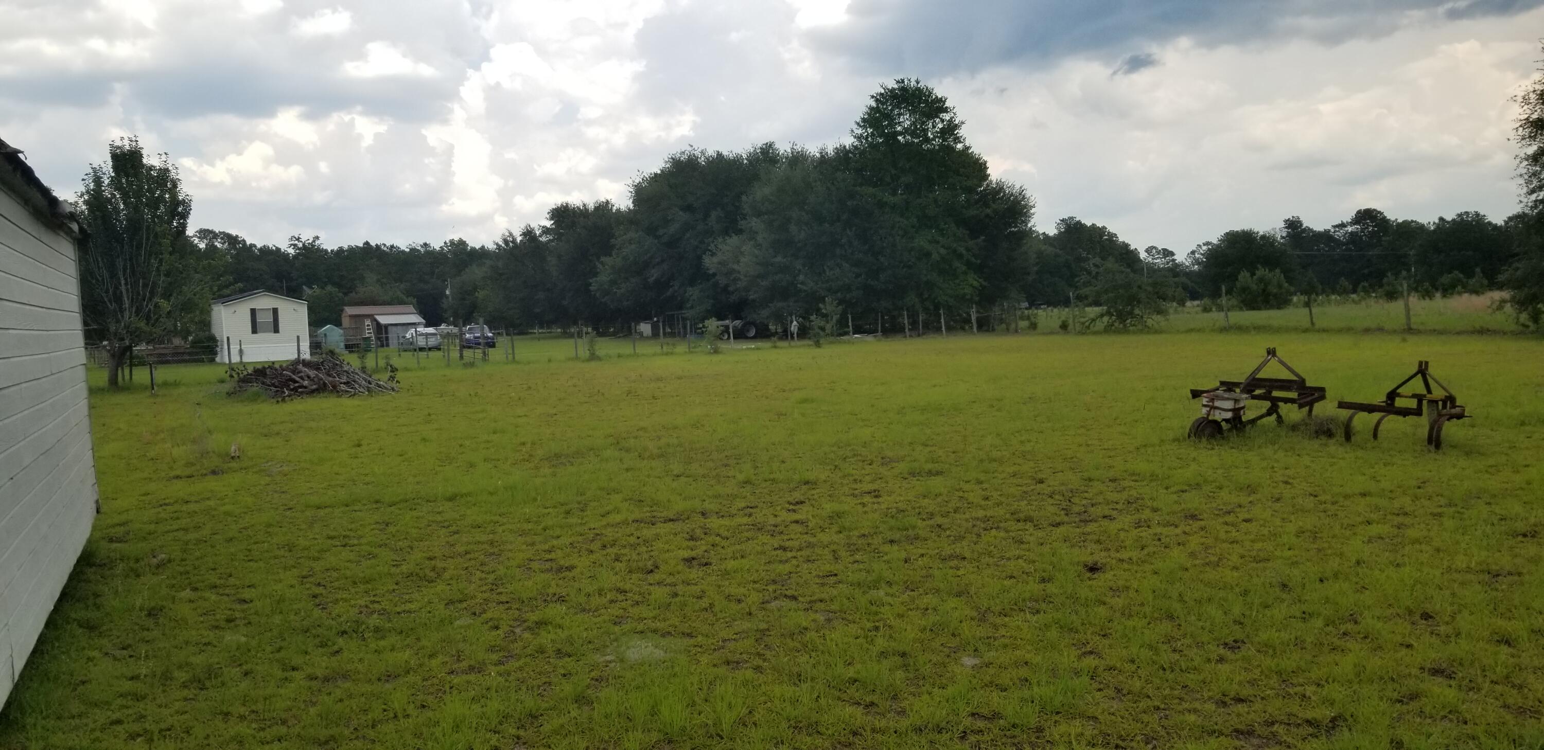 482 Stanley Avenue Walterboro, SC 29488 - Photo 3 of 27 20260612_140227