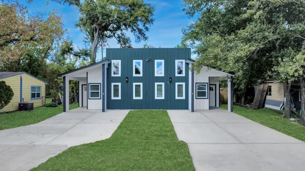 $1,900 | 5941 Southlea Street, Houston, TX 77033