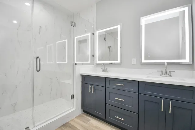 $2,000 | 5941 Southlea Street, Houston, TX 77033