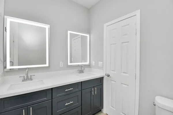 $1,900 | 5941 Southlea Street, Houston, TX 77033