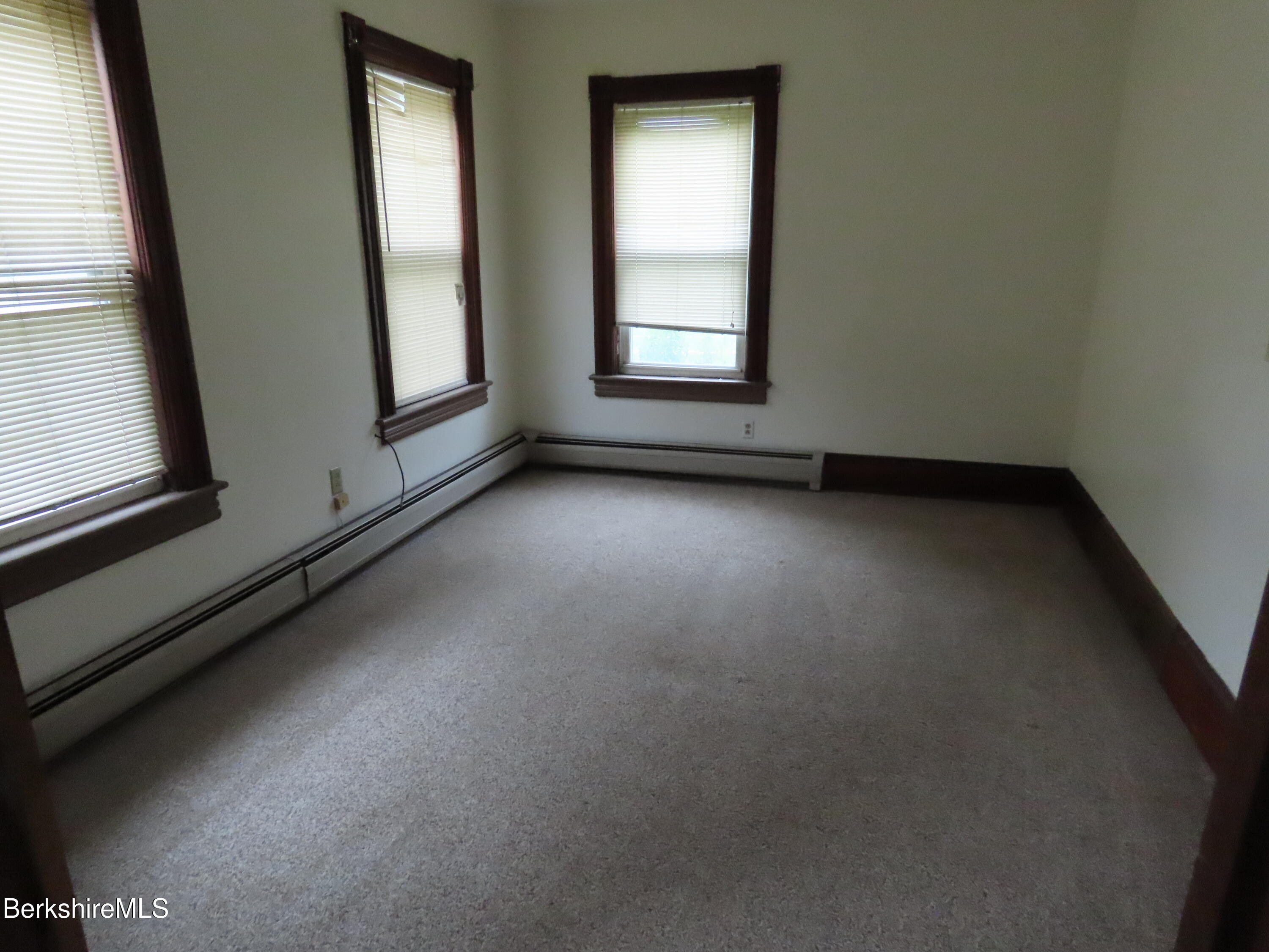 121 Commercial Street Adams, MA 01220 - Photo 14 of 49 Apt. A
