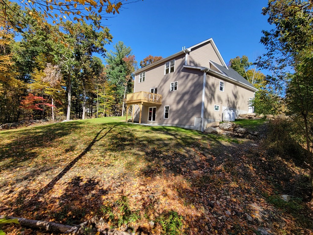 21 Edgewood Road Glocester, RI 02814 - Photo 4 of 27