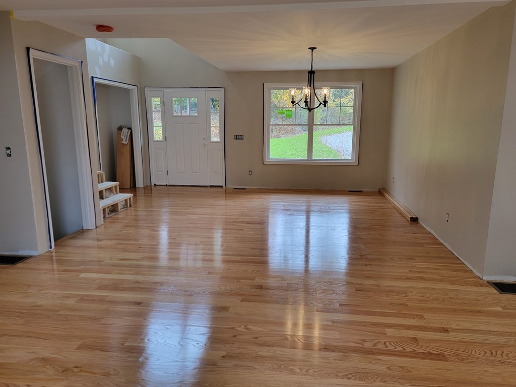 21 Edgewood Road Glocester, RI 02814 - Photo 6 of 27