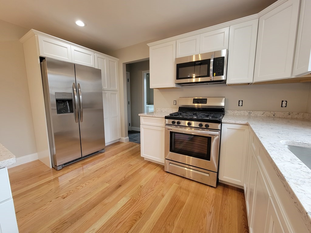 21 Edgewood Road Glocester, RI 02814 - Photo 10 of 27