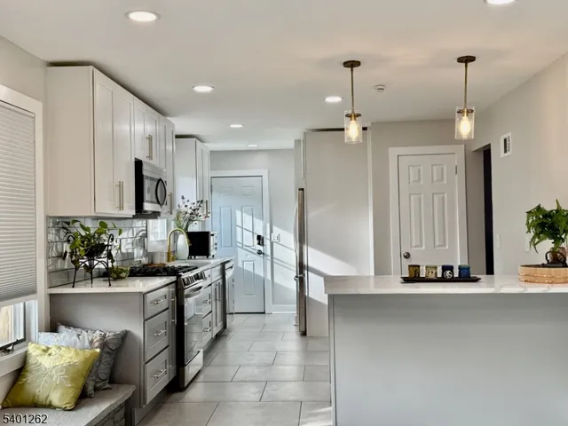 $4,500 | 1571 Brookside Road, Mountainside, NJ 07092