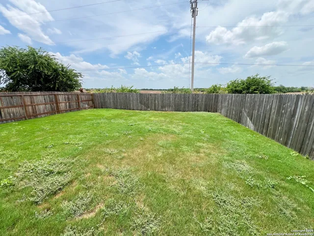 $1,295 | 13814 Whisper Bend, San Antonio, TX 78252