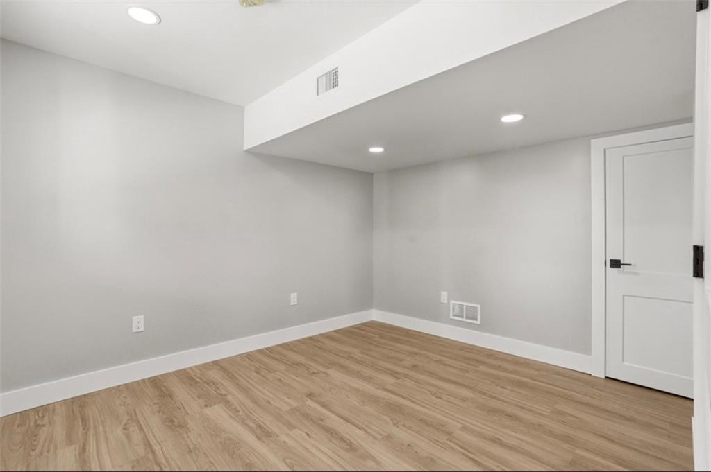 47 Tidball Road Pittsburgh, PA 15205 - Photo 22 of 25 Gallery Image 22