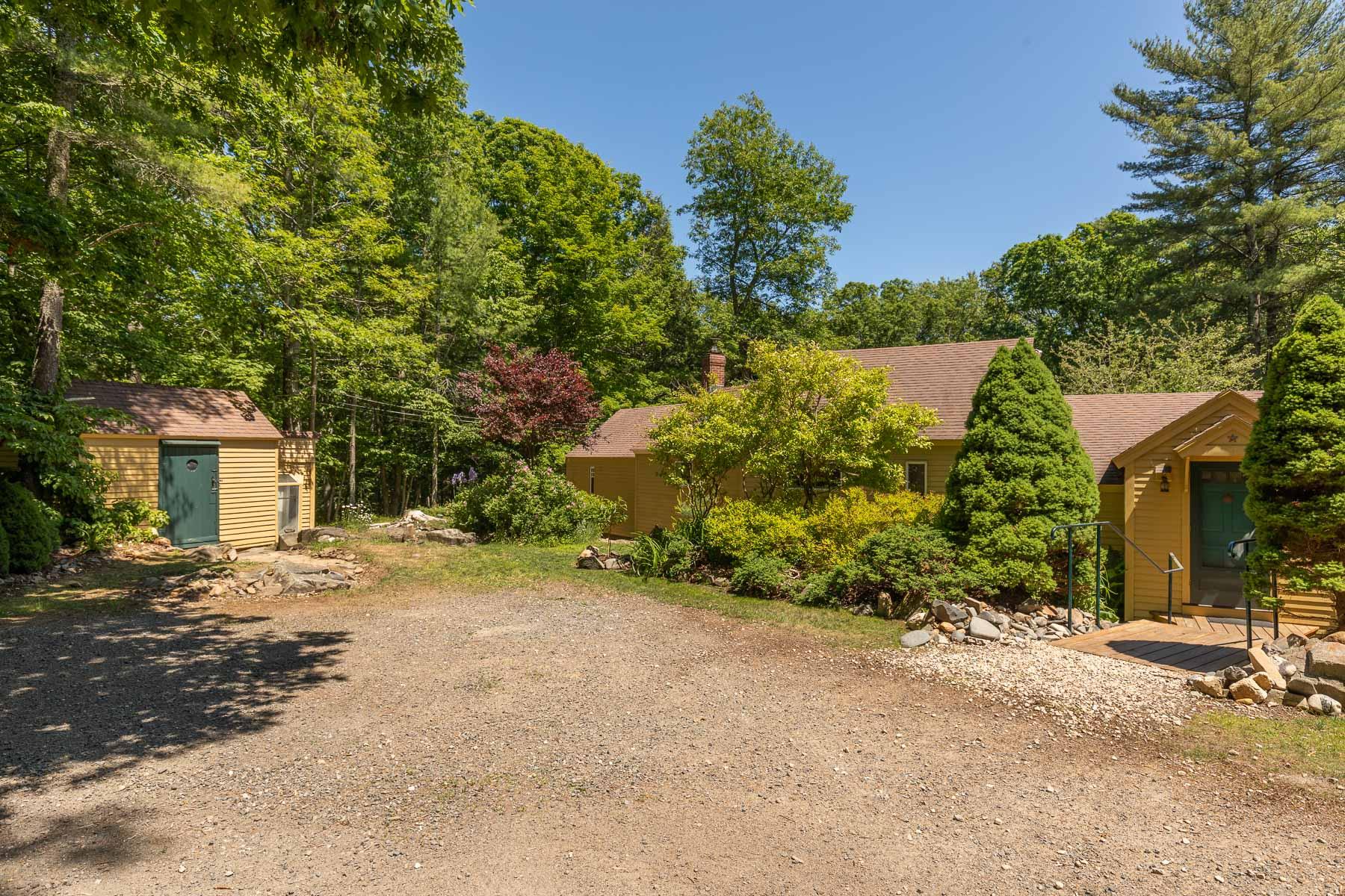 188 Brave Boat Harbor Road Kittery Point, ME 03905 - Photo 5 of 53 188 Brave Boat Harbor Road