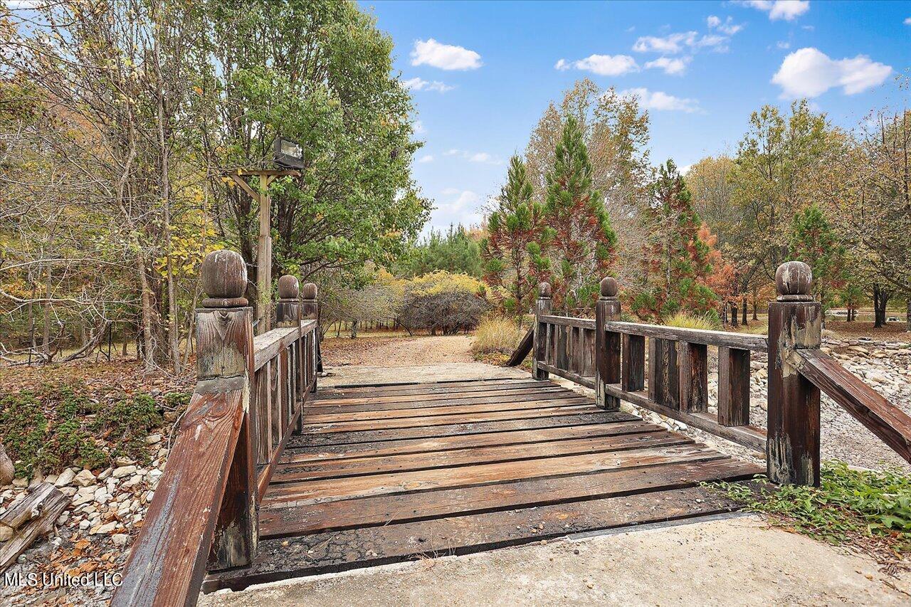 619 Old Agency Road Ridgeland, MS 39157 - Photo 11 of 70 11-619 Old Agency Rd