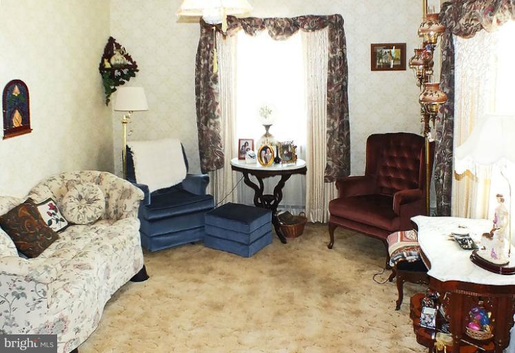 6930 Keysville Road Keymar, MD 21757 - Photo 5 of 13 Living Room 1