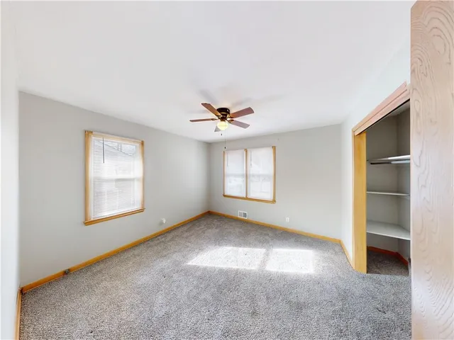 $900 | 902 North Cedar Street, Nevada, MO 64772