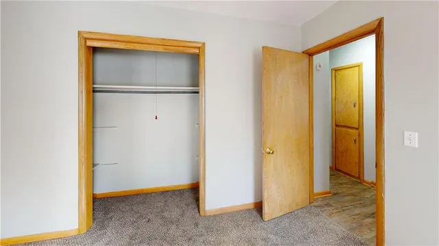 $900 | 902 North Cedar Street, Nevada, MO 64772