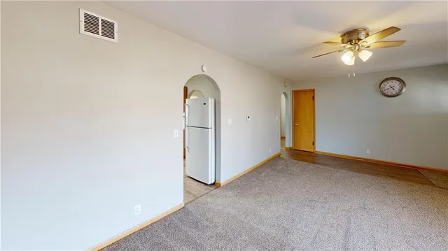 $900 | 902 North Cedar Street, Nevada, MO 64772