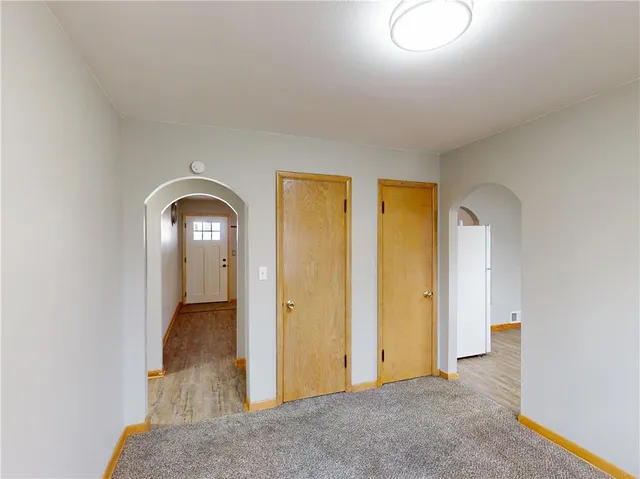 $900 | 902 North Cedar Street, Nevada, MO 64772