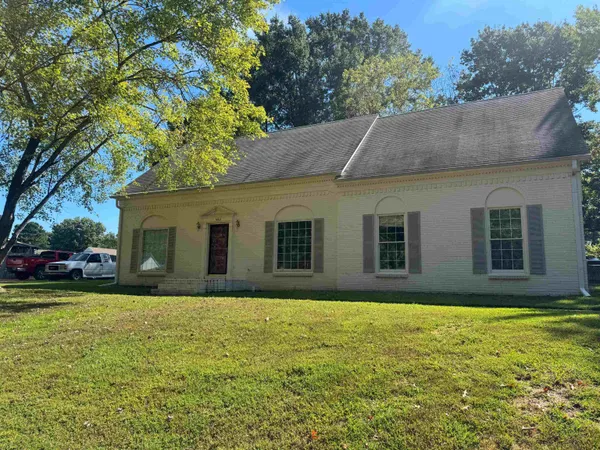 $2,300 | 1062 Fredericksburg Cove, Collierville, TN 38017