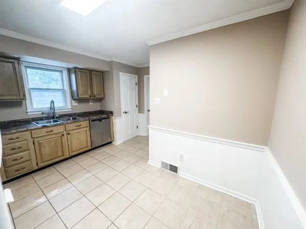 $2,300 | 1062 Fredericksburg Cove, Collierville, TN 38017