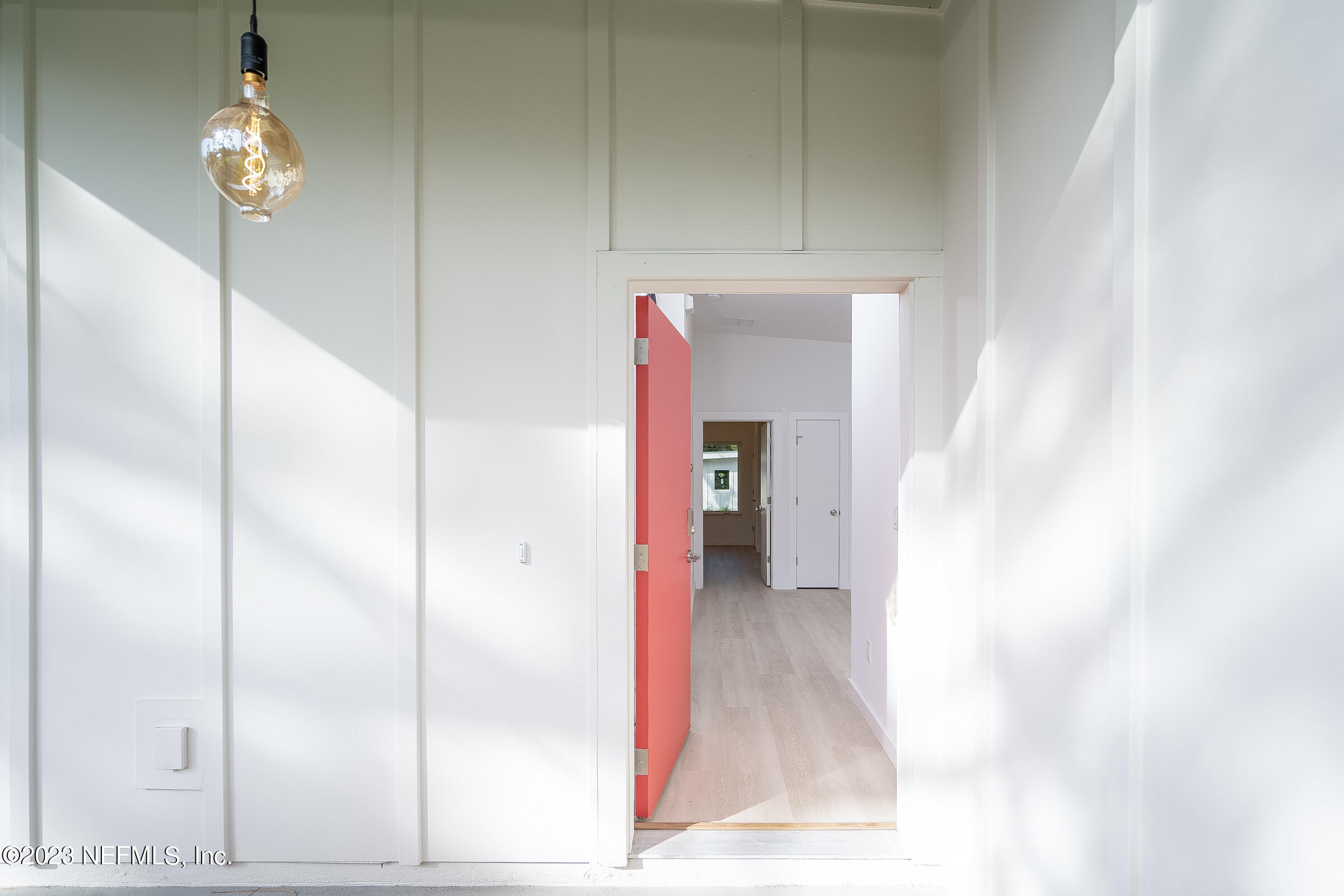 210 Yarbrough Road St. Augustine, FL 32095 - Photo 7 of 34 a en suite bathroom with a shower