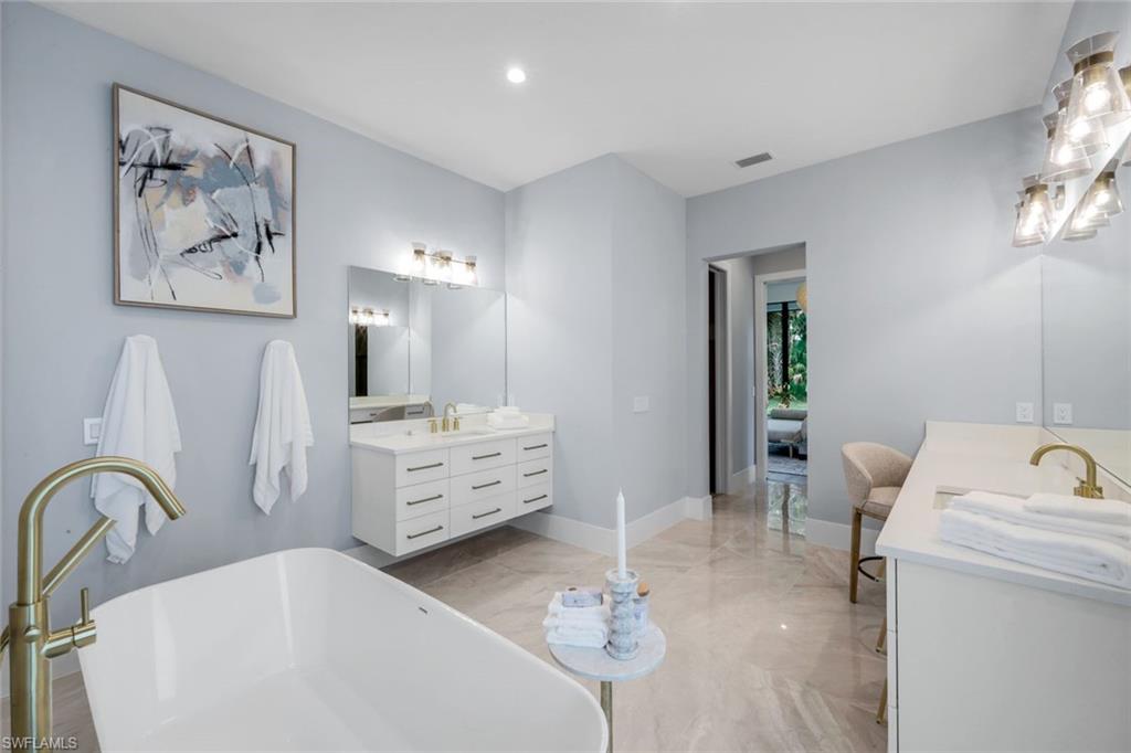 933 11th Street Southwest Naples, FL 34117 - Photo 19 of 49