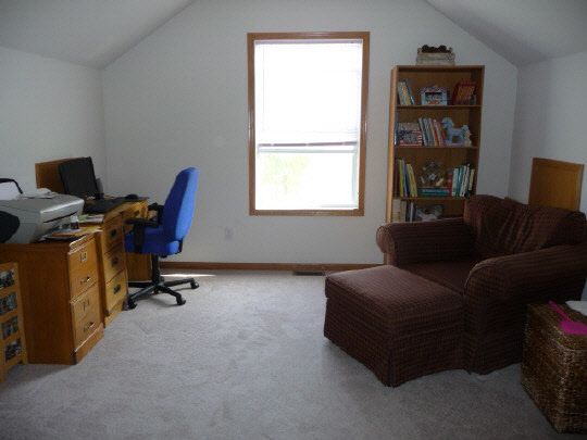4302 West Sumner Road Leaf River, IL 61047 - Photo 8 of 11 Gallery Image 8