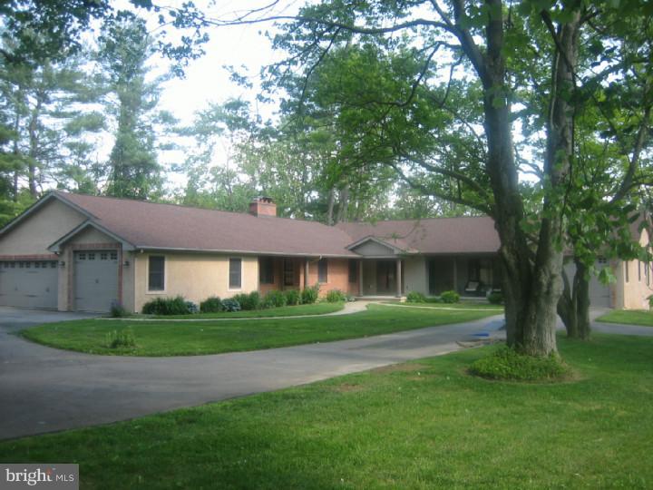 4910 Threadneedle Road Wilmington, DE 19807 - Photo 1 of 10 Gallery Image 1