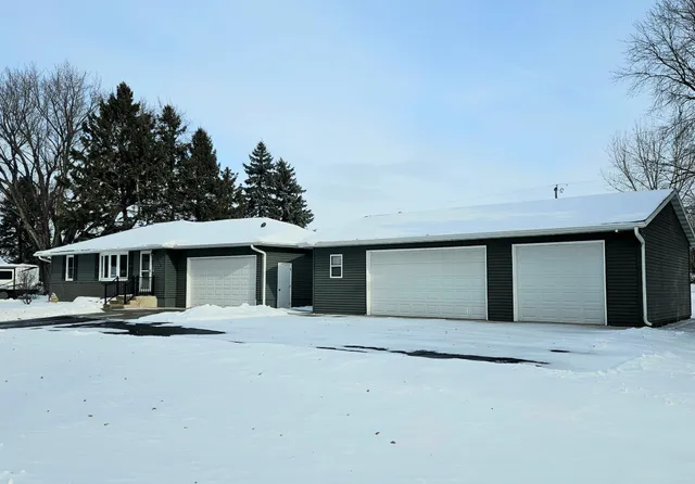 $394,850 | 3016 19th Avenue Southeast, Rochester, MN 55904