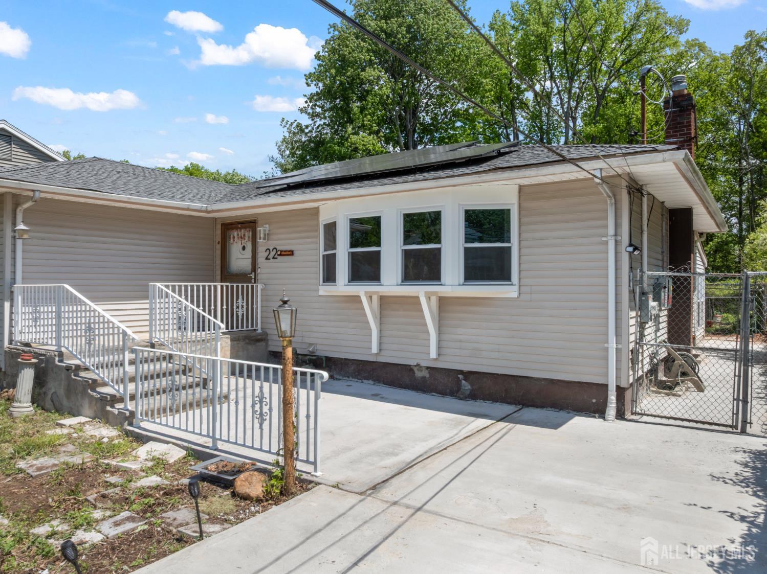 22 Foley Avenue Edison, NJ 08820 - Photo 3 of 41