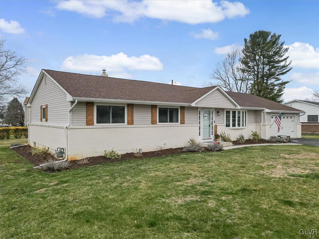 2158 Aster Road Lower Macungie Township, PA 18062 - Photo 6 of 61 Gallery Image 6