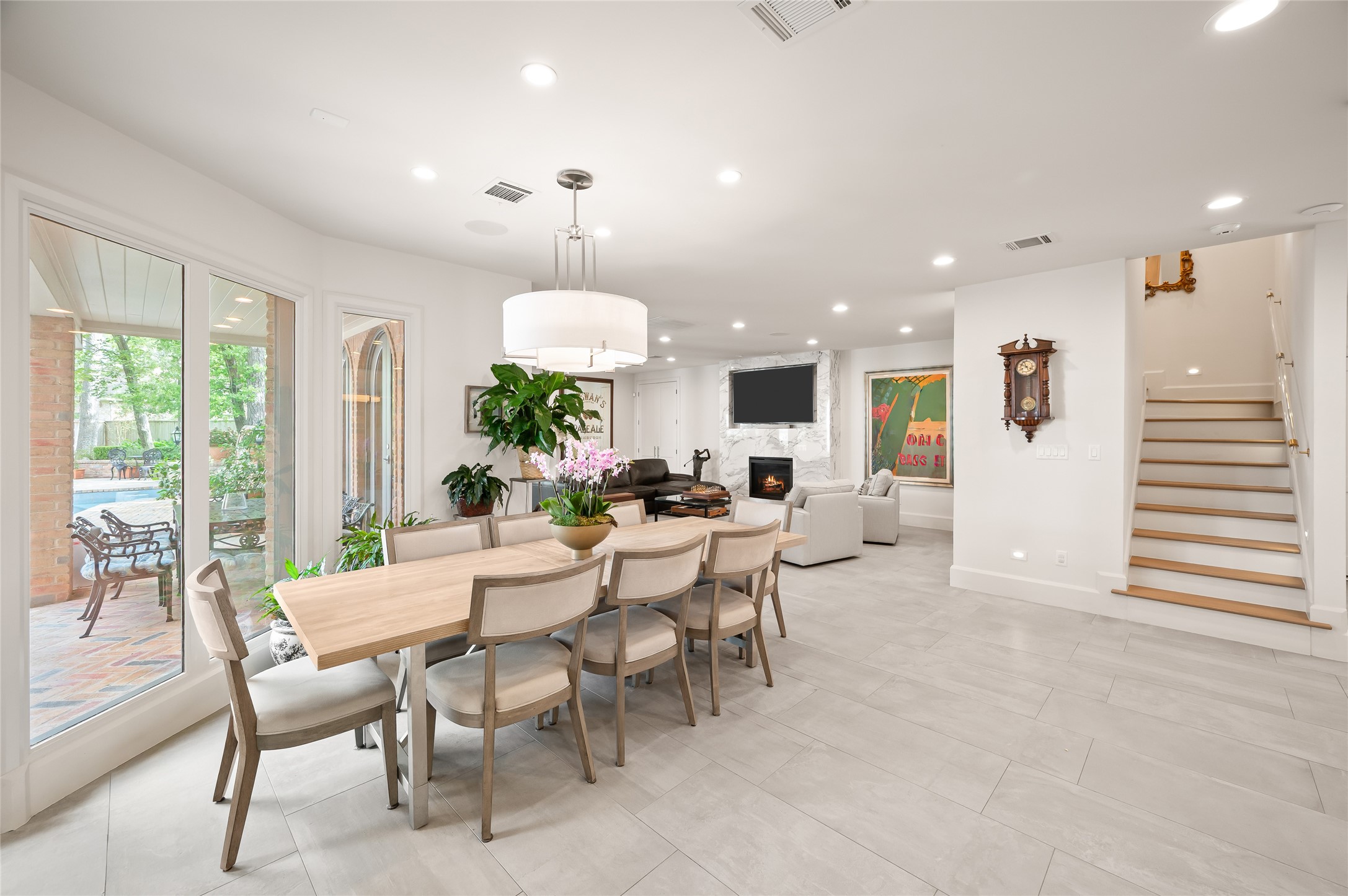 11518 Shadow Way Street Houston, TX 77024 - Photo 15 of 50 a view of a dining room with furniture window and outside view