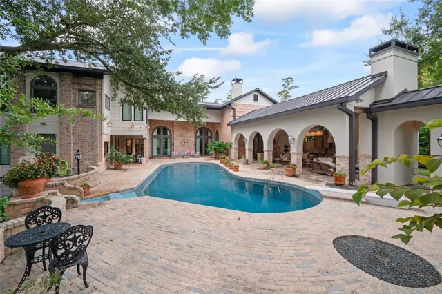 a view of a park with a tree