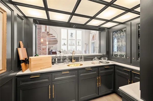 $6,350,000 | 11518 Shadow Way Street, Houston, TX 77024