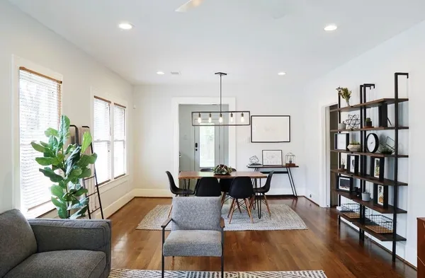 $2,800 | 1121 East 14th Street, Houston, TX 77009