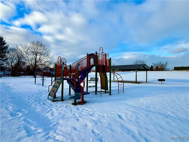 $85,000 | 823 South Division Street, Buffalo, NY 14210