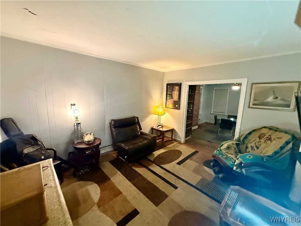 823 South Division Street Buffalo, NY 14210 - Photo 2 of 11