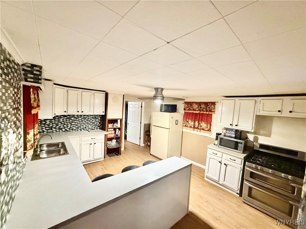 823 South Division Street Buffalo, NY 14210 - Photo 4 of 11