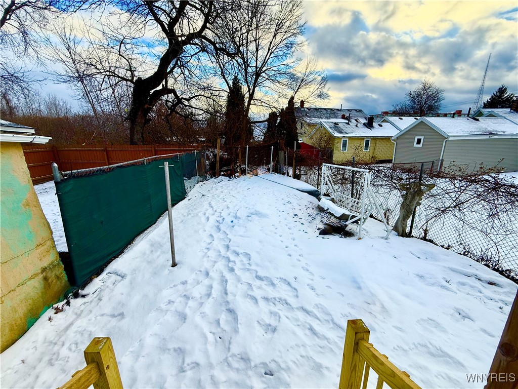 823 South Division Street Buffalo, NY 14210 - Photo 9 of 11