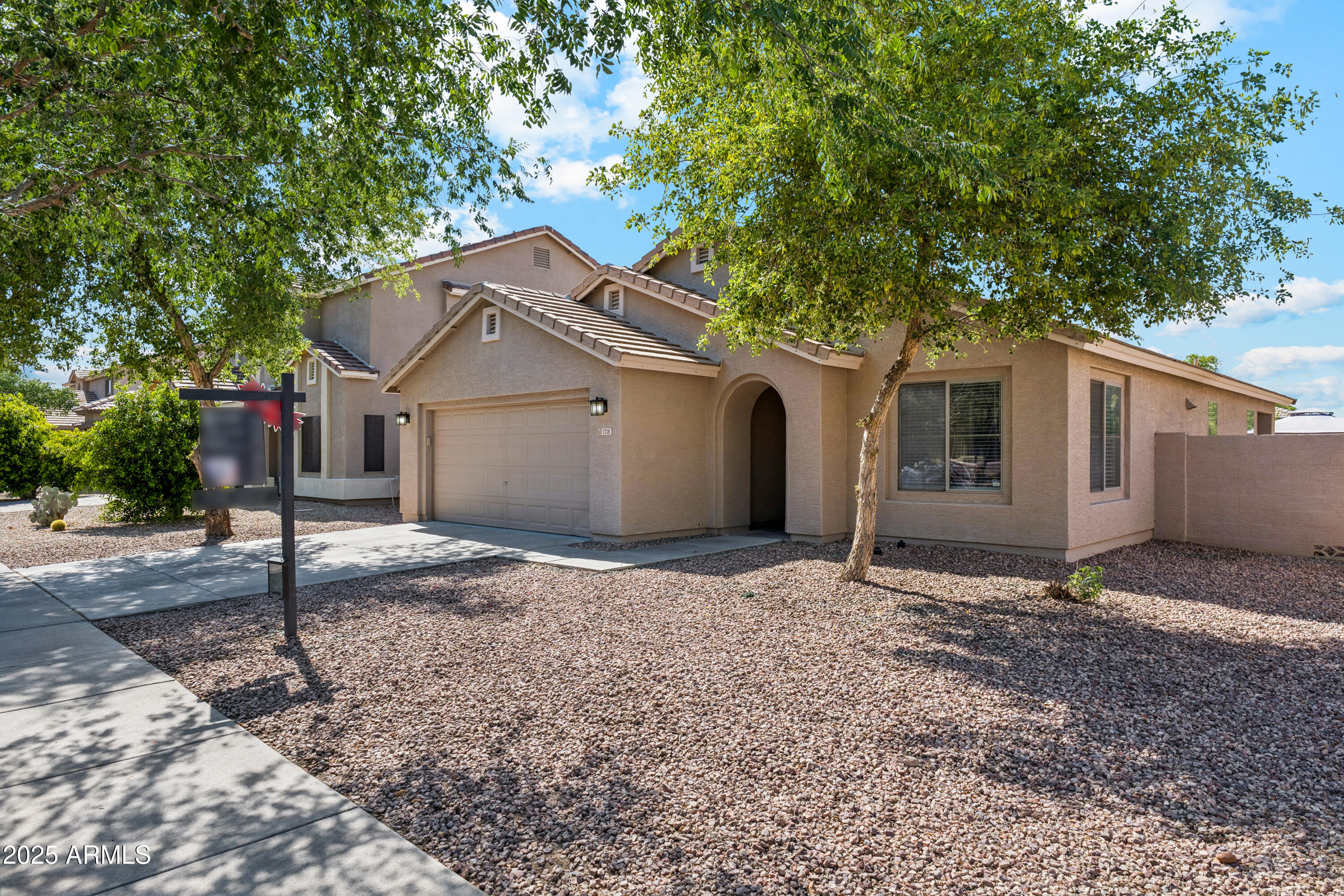 1718 East Harwell Road Phoenix, AZ 85042 - Photo 2 of 35 02-P1106068