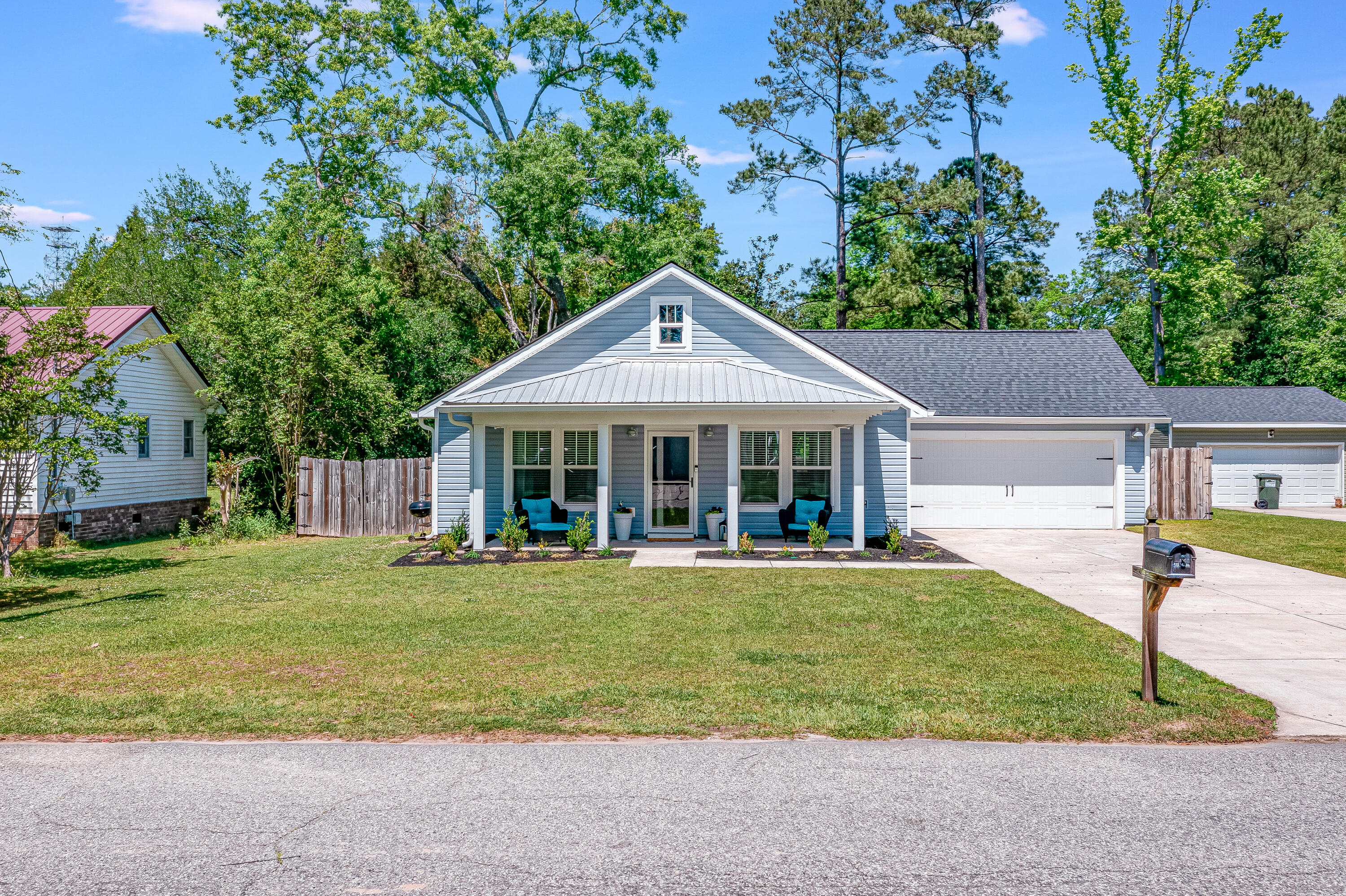448 Morrow Street Moncks Corner, SC 29461 - Photo 18 of 20 448Morrow.MLS.MoodyBrandingBoutique-34