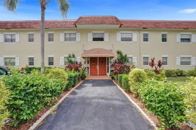 a outdoor view with a sitting space